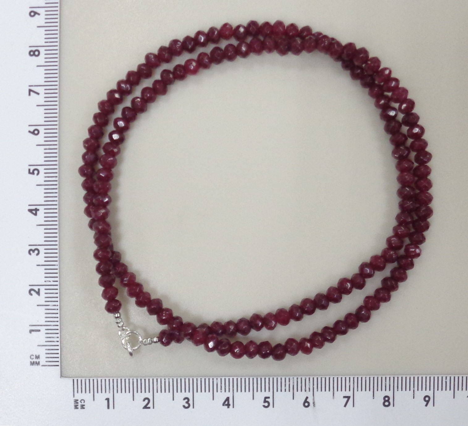 Бусы из агата